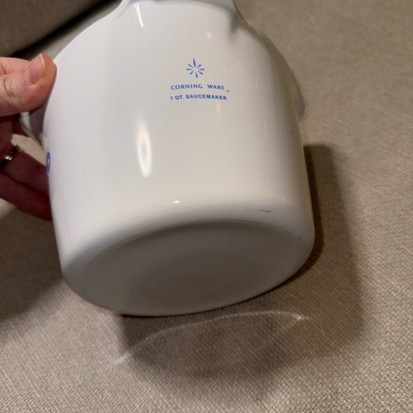 CorningWare Blue Cornflower Measuring Cup 4 cups 32 ounces - Picture 5 of 7